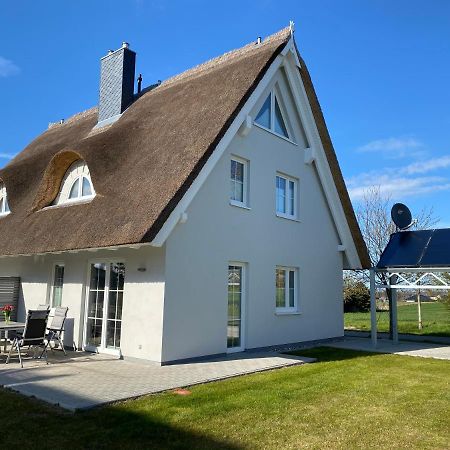 Reetdachhaus Salzhaff Villa Pepelow ภายนอก รูปภาพ